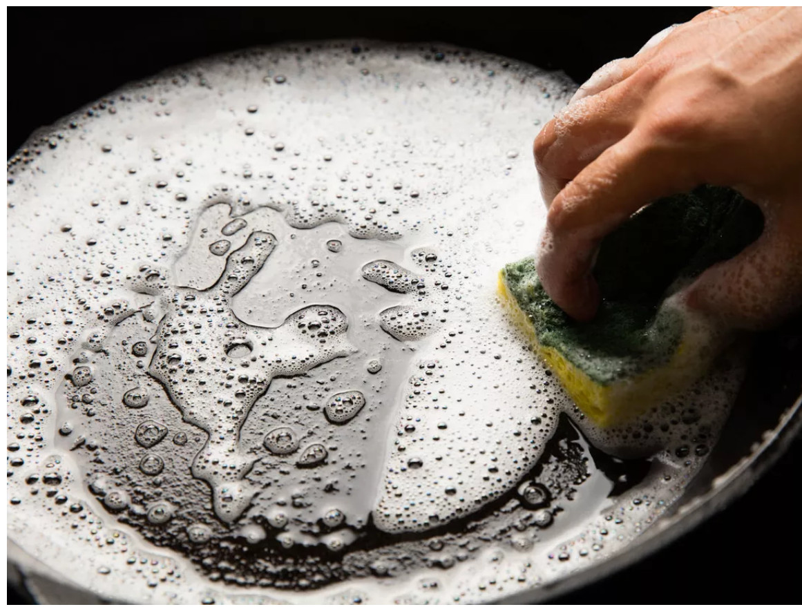 Premium Small Cast Iron Skillet   Non-Stick, Even Heat & Easy Clean